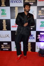 Arjun Kapoor at zee cine awards 2016 on 20th Feb 2016